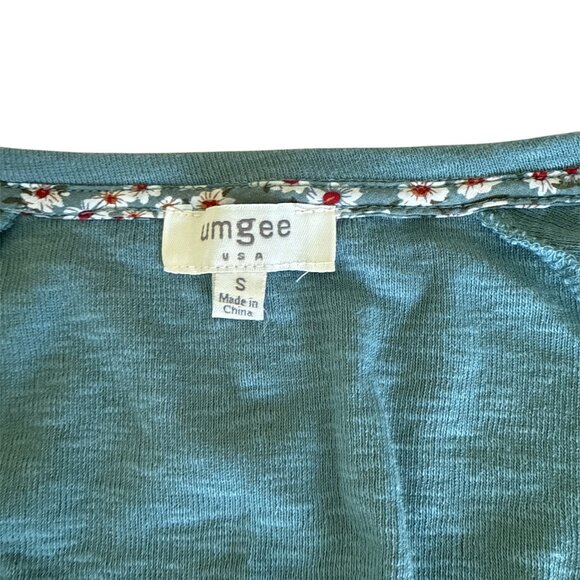 UMGEE DENIM  Surplice Printed Tie Waist  Shirt/Blouse/Top Multi Print Crossbody - Picture 5 of 5